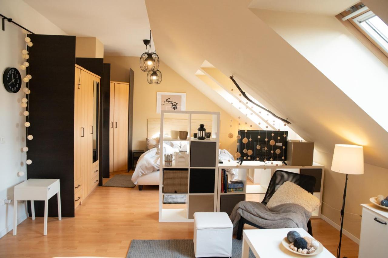 953 - Your Peace Of Mind, Ac & Parking Budapest